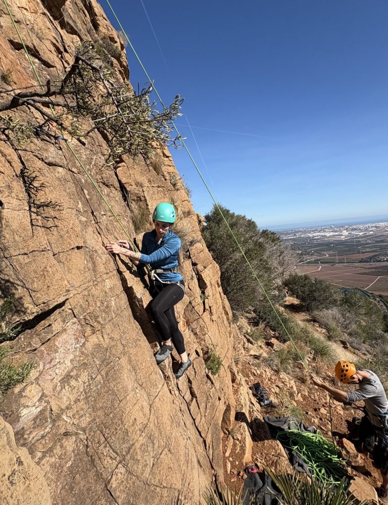 Escalada Peñas de Guaita Puzol Valencia by Serranía Aventura