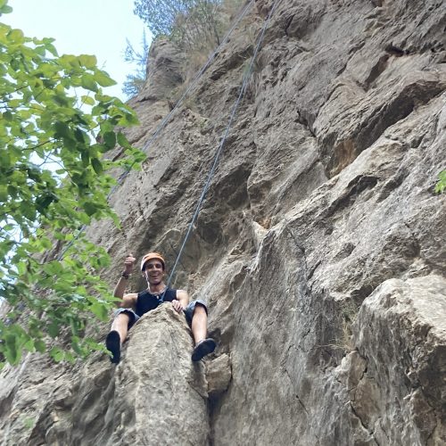 Escalada bautismo Chulilla by Serranía Aventura