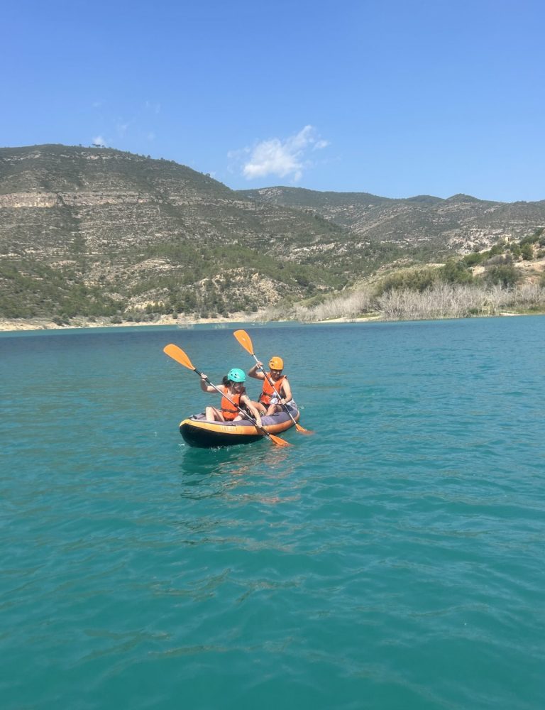 Kayak embalse de Loriguilla Chulilla by Serranía Aventura
