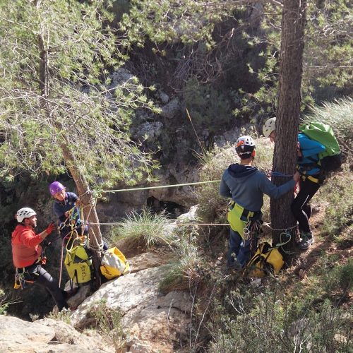Barranquismo barranco Tuesa Calles Valencia by Serranía Aventura
