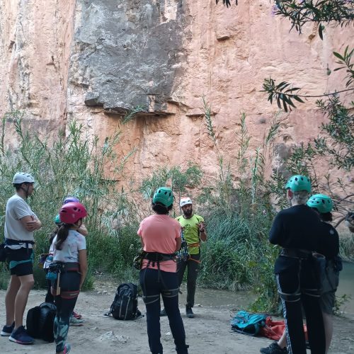 Bautismo de escalada Chulilla Valencia by Serranía Aventura