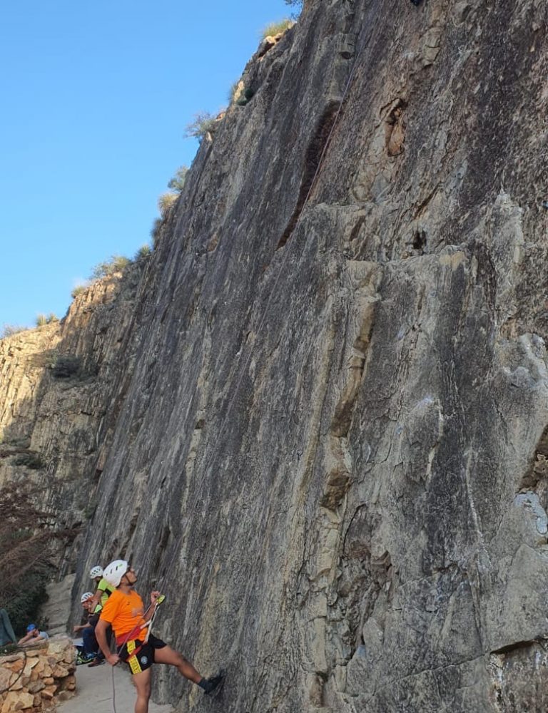 Escalada Villamarchante Valencia by Serranía Aventura