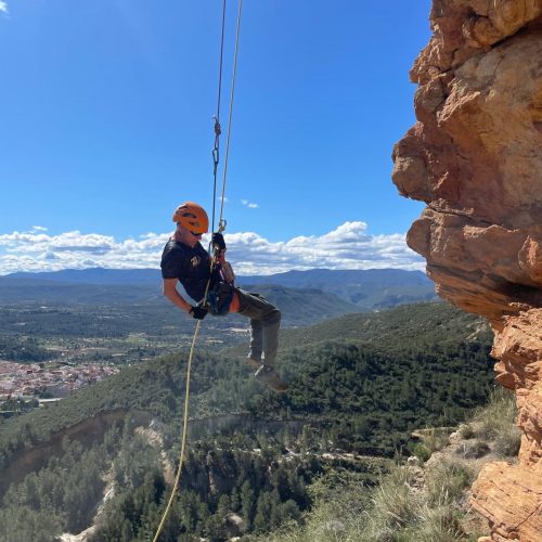 Vía ferrata Peña Roya Losa del Obispo Valencia by Serranía Aventura