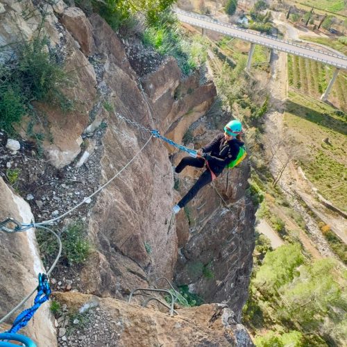 Vía ferrata La Mina Villahermosa del Río by Serranía Aventura